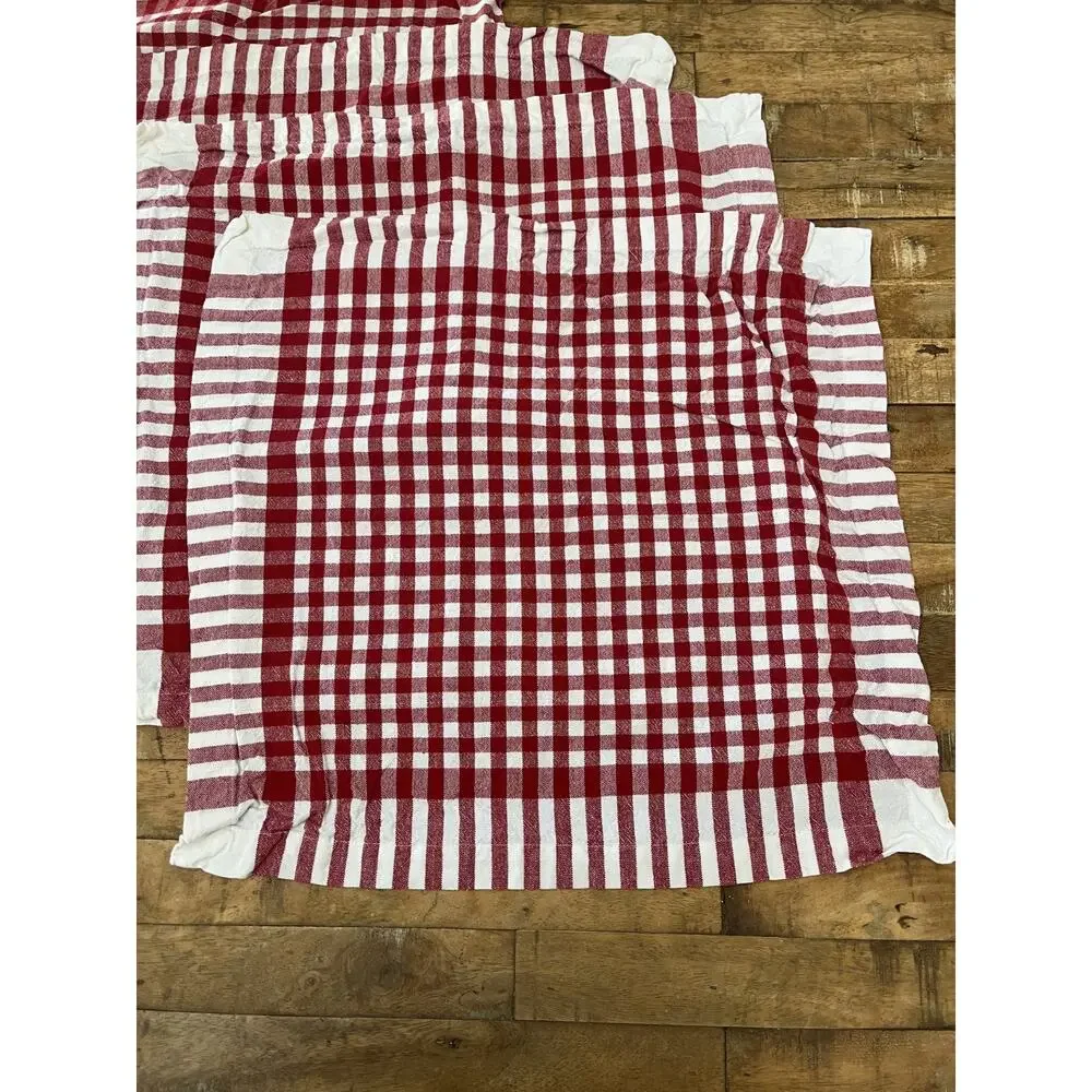 Sur La Table Red White Plaid 100% Cotton Napkins Set of 4 20 x 20